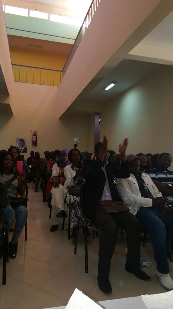 Maroc: les centristes promettent de sanctionner Macky Sall aux prochaines élections législatives