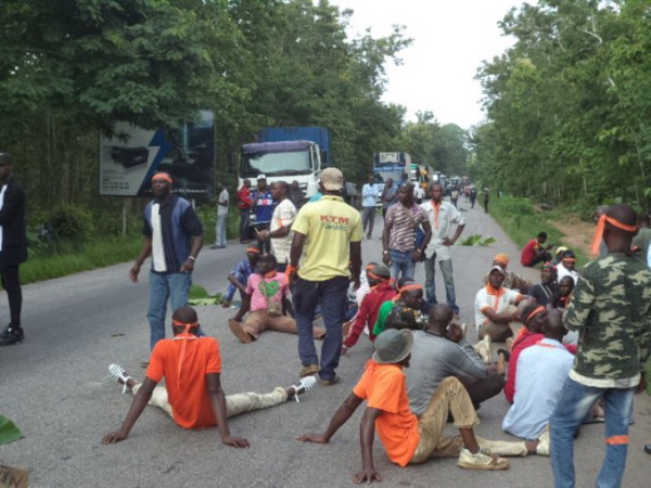 Côte d’Ivoire: une centaine d’ex-rebelles "démobilisés" bloquent l’accès à Bouaké