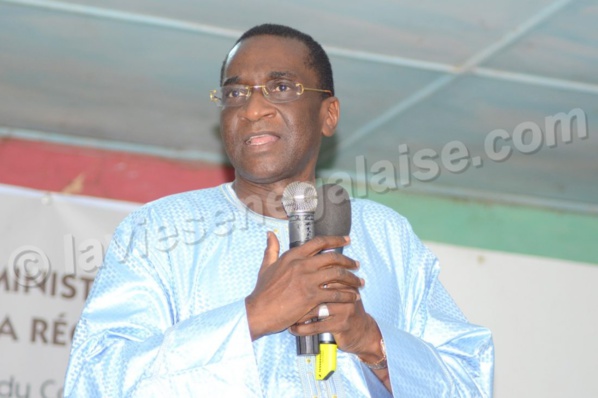 Mamadou Racine Sy veut être président de la République du Sénégal Mamadou Racine Sy veut être président de la République du Sénégal