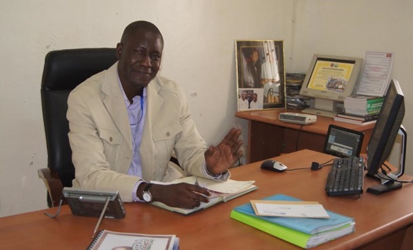 Les Alouwas de l’éducation : le journaliste Ibrahima Gassama primé