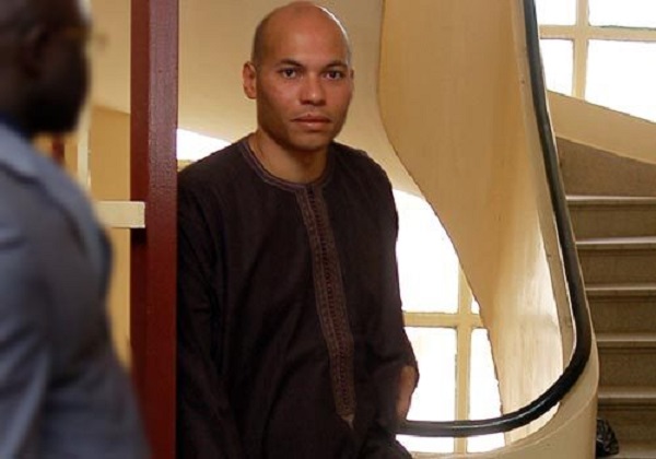 Dubaï-Dakar: comment la police a intercepté les 5 milliards envoyés par Karim Wade