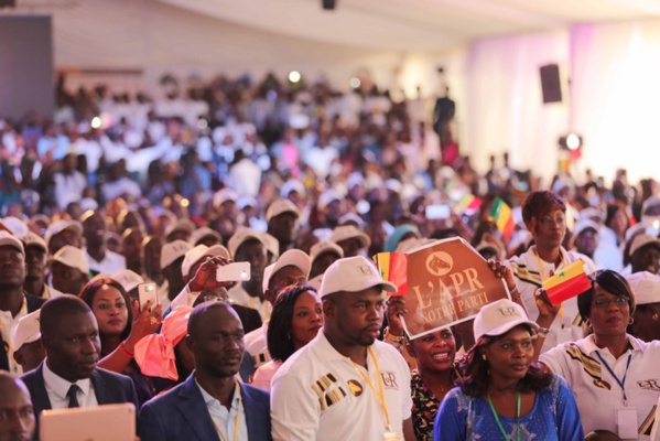 Macky  Sall aux investis de BBY : « vendez vos chèvres et vos moutons pour participer au financement de la campagne »