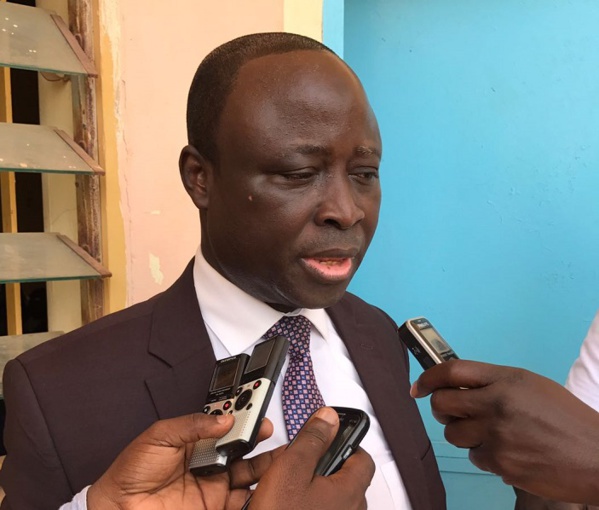 Vieux Goudiaby:« avant j’avais dit à Macky que Wade sera battu dans son bureau par Pape Maël Diop » Vieux Goudiaby:« avant j’avais dit à Macky que Wade sera battu dans son bureau par Pape Maël Diop »