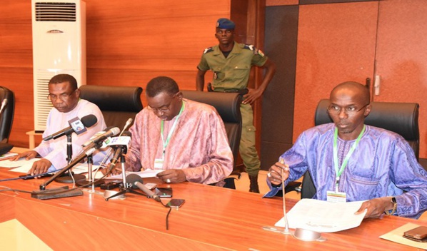 Les résultats des législatives: moins de 14 coalitions iront à l'assemblée nationale Les résultats des législatives: moins de 14 coalitions iront à l'assemblée nationale