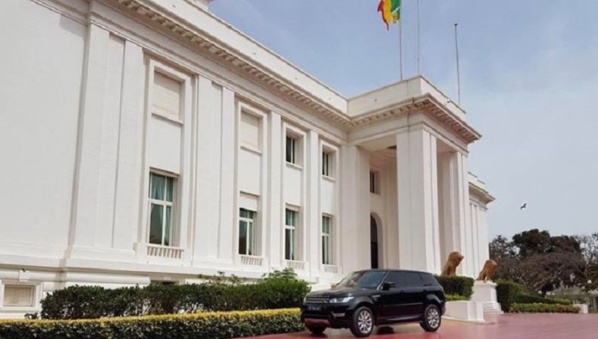 Remaniement ministériel : vers la création d’un ministère du pétrole, ces hommes qui vont devoir attendre le prochain train Remaniement ministériel : vers la création d’un ministère du pétrole, ces hommes qui vont devoir attendre le prochain train