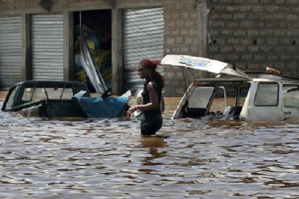 Inondée: la gare routière de Ziguinchor délocalisée d'urgence sur la place...