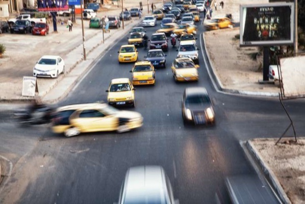 TER et couloirs de bus : les projets pour désengorger Dakar TER et couloirs de bus : les projets pour désengorger Dakar