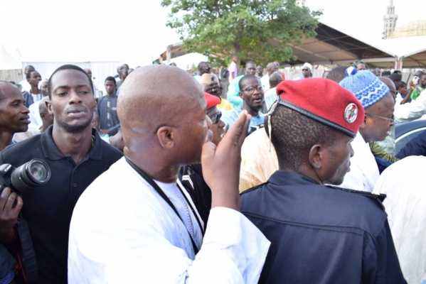 Vidéo-Massalikoul Jinane : Assane Diouf échappe au lynchage Vidéo-Massalikoul Jinane : Assane Diouf échappe au lynchage