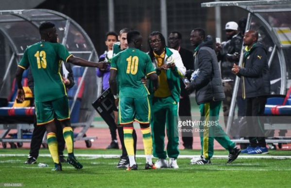 SÉNÉGAL-BURKINA, 0-0 : les lions tenus en échec à Dakar SÉNÉGAL-BURKINA, 0-0 : les lions tenus en échec à Dakar