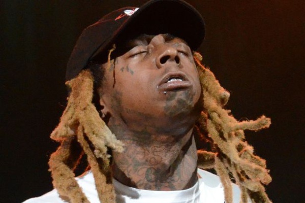 Lil Wayne: Retrouvé inconscient dans sa chambre, le rappeur hospitalisé d'urgence à Chicago