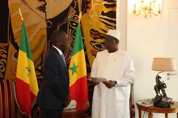 Mohammed Boun Abdallah Dionne reconduit Premier ministre par le Président Macky Sall Mohammed Boun Abdallah Dionne reconduit Premier ministre par le Président Macky Sall