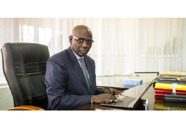 Népotisme: l’épouse et le petit frère du Dg de la SONACOS dans le nouveau gouvernement Népotisme: l’épouse et le petit frère du Dg de la SONACOS dans le nouveau gouvernement