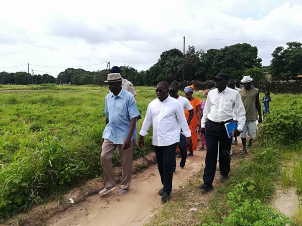 Le Maire de Ziguinchor apporte son soutien aux sinistrés Le Maire de Ziguinchor apporte son soutien aux sinistrés
