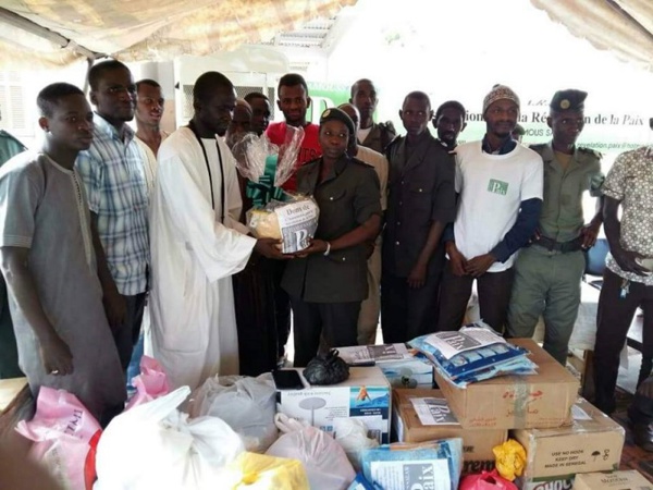 L'association pour la révélation de la paix assiste les détenus... 