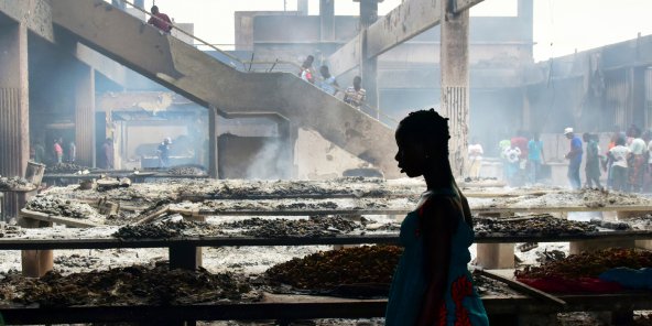 Pourquoi les marchés d’Afrique brûlent-ils ?