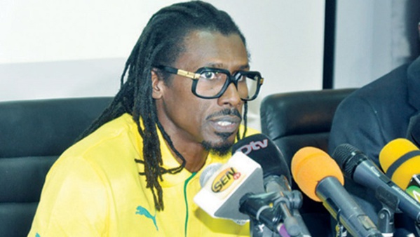 Aliou Cissé: « Je suis surpris de voir des gens s’acharner sur Mbaye Niang » Aliou Cissé: « Je suis surpris de voir des gens s’acharner sur Mbaye Niang »