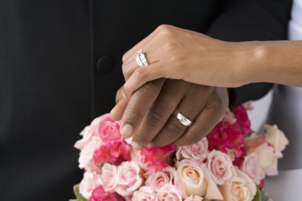 Pour préparer son mariage: Le gérant d’un Wari retire la bourse d’une étudiante à son insu