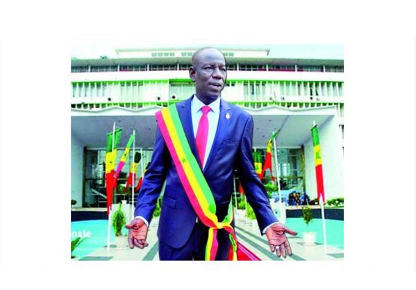 Abdoulaye Wilane, député Bby : « c’est normal qu’un député dorme à l’assemblée » Abdoulaye Wilane, député Bby : « c’est normal qu’un député dorme à l’assemblée »