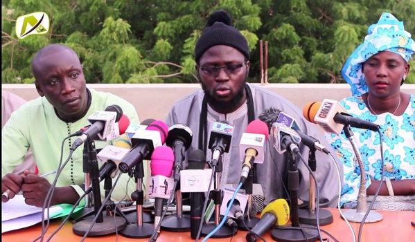 Abdou Lahad Seck Sadaga: « Si le Pds sabote la visite de Macky, Me Wade ne foulera plus ses pieds à Touba » Abdou Lahad Seck Sadaga: « Si le Pds sabote la visite de Macky, Me Wade ne foulera plus ses pieds à Touba »