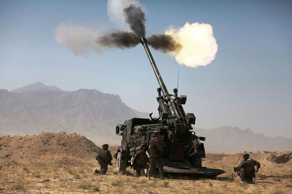 L'armée Française bombarde et tue des militaires maliens 