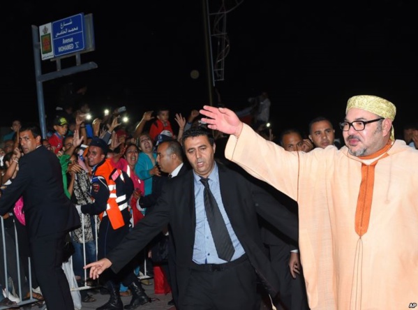 Le roi du Maroc rejette l’autonomie du Sahara occidental