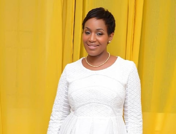 La célèbre présentatrice de la Tfm a accouché d'.... La célèbre présentatrice de la Tfm a accouché d'....