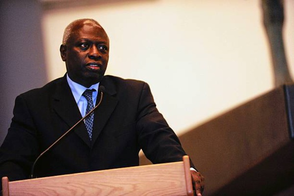 Jacques Diouf aux chefs d’Etat africains: « Évitez de vendre vos terres aux multinationales» Jacques Diouf aux chefs d’Etat africains: « Évitez de vendre vos terres aux multinationales»