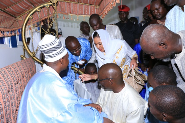 Magal 2017: Léna Sène honorée à Touba par son marabout... Magal 2017: Léna Sène honorée à Touba par son marabout...