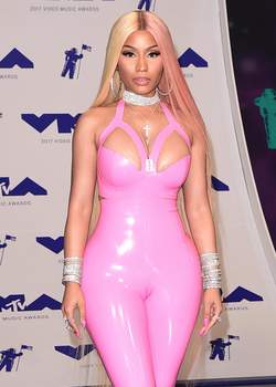 La photo osée de Nicki Minaj qui promet de "casser" l'internet
