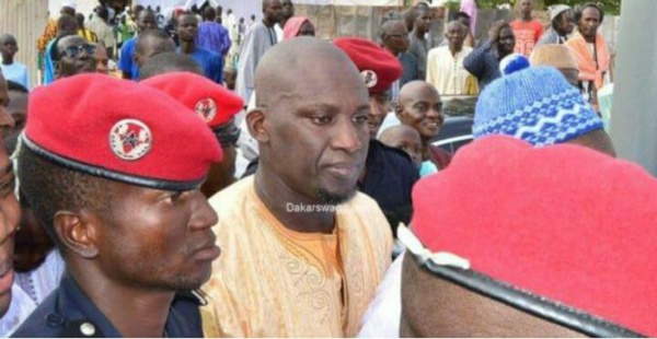 URGENT: Assane Diouf arrêté par la police de Guédiawaye