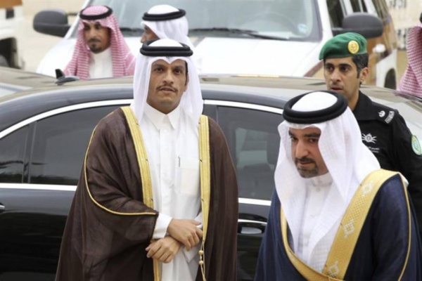 Dernière minute : arrivée du ministre des Affaires étrangères du Qatar à Dakar Dernière minute : arrivée du ministre des Affaires étrangères du Qatar à Dakar