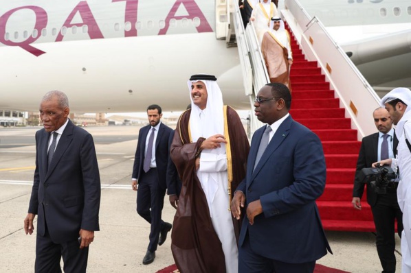 Les images de l'arrivée discrète au Sénégal de l’émir du Qatar