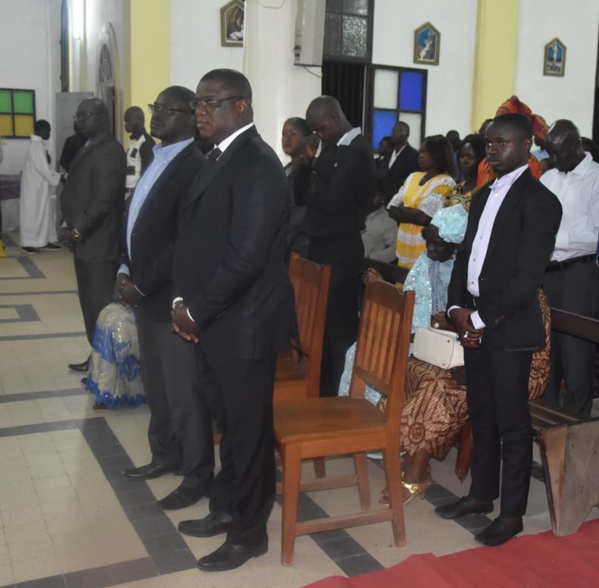 Abdoulaye Baldé à la Cathédrale Saint Antoine de Padoue de Ziguinchor Abdoulaye Baldé à la Cathédrale Saint Antoine de Padoue de Ziguinchor