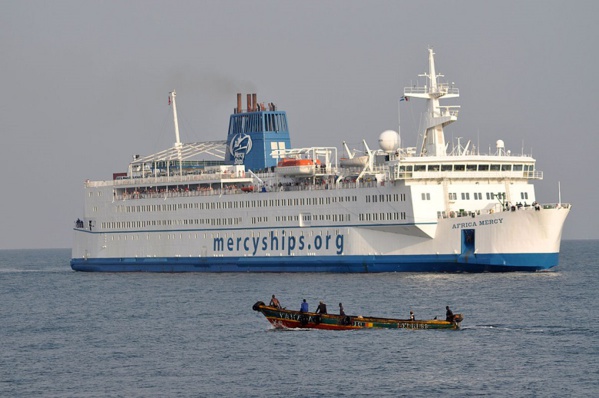 Soins gratuits: Le bateau-hôpital Africa Mercy à Dakar en 2019