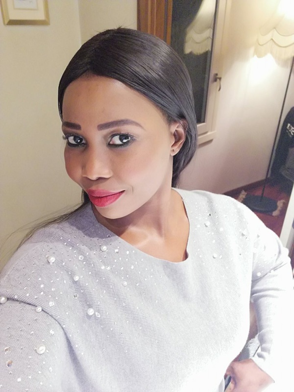 Theodoria Sagna, la ravissante actrice en six photos Theodoria Sagna, la ravissante actrice en six photos