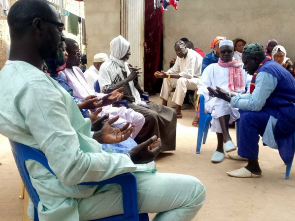 Tuerie Boffa: le Dr Ibrahima Mendy chez les familles des victimes Tuerie Boffa: le Dr Ibrahima Mendy chez les familles des victimes