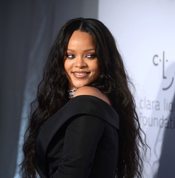 Rihanna quitte Dakar