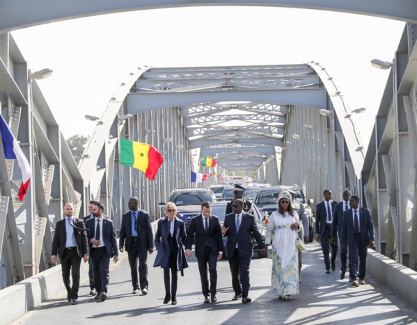 La promenade des couples Sall et Macron à Saint Louis (Photos) La promenade des couples Sall et Macron à Saint Louis (Photos)