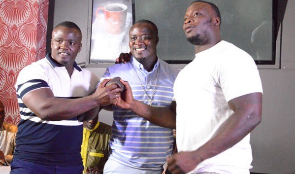 Combat Papa Sow-Ama Baldé: le promoteur Assane Ndiaye lâche Bougane Gueye Dani pour... Combat Papa Sow-Ama Baldé: le promoteur Assane Ndiaye lâche Bougane Gueye Dani pour...