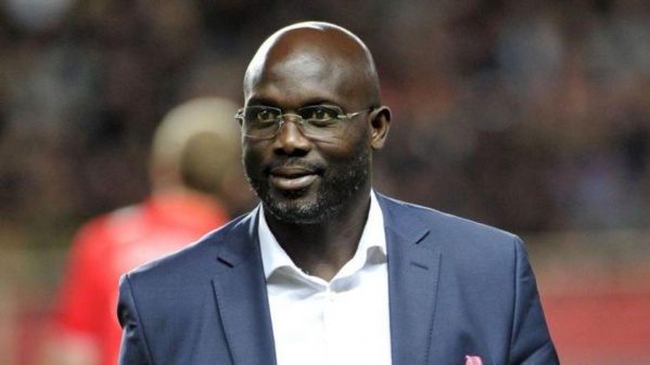 George Weah choisit la France pour son premier déplacement en Europe George Weah choisit la France pour son premier déplacement en Europe