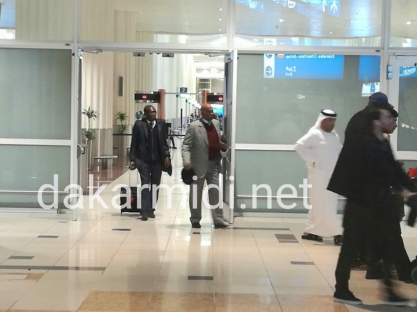 EXCLUSIF: Me Wade rend visite à Karim Wade