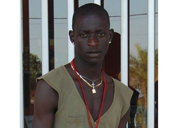 URGENT: l'homme qui a filmé un policier giflant un Jakartaman, arrêté URGENT: l'homme qui a filmé un policier giflant un Jakartaman, arrêté