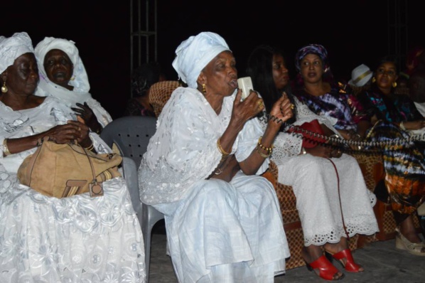 A Vélingara, les femmes s'engagent pour la réélection de Macky Sall dès le premier tour A Vélingara, les femmes s'engagent pour la réélection de Macky Sall dès le premier tour