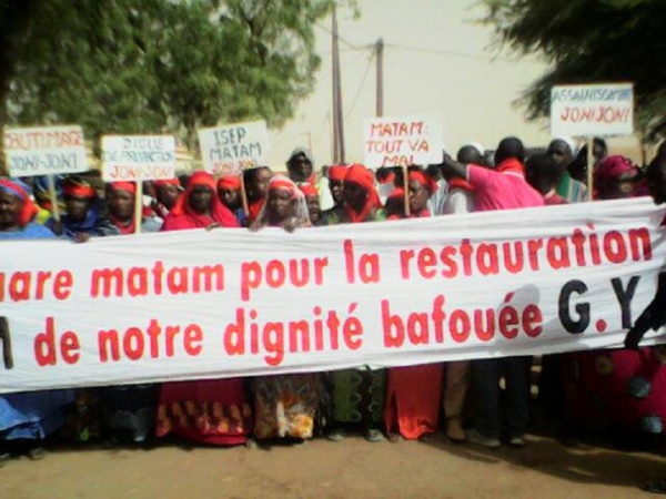 Les habitants de Matam se révoltent : «Nos problèmes ont commencé avec Macky» Les habitants de Matam se révoltent : «Nos problèmes ont commencé avec Macky»