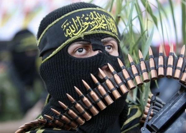 Macky Sall livre deux combattants de Daesh à Rabat