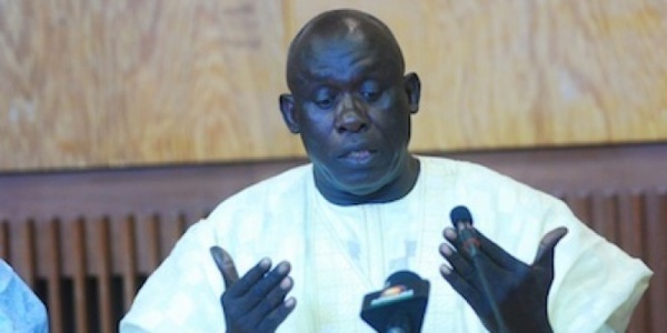 Baba Tandian révèle :« c'est grâce à Mamadou Diop... que j'ai connu cette réussite très rapide » Baba Tandian révèle :« c'est grâce à Mamadou Diop... que j'ai connu cette réussite très rapide »