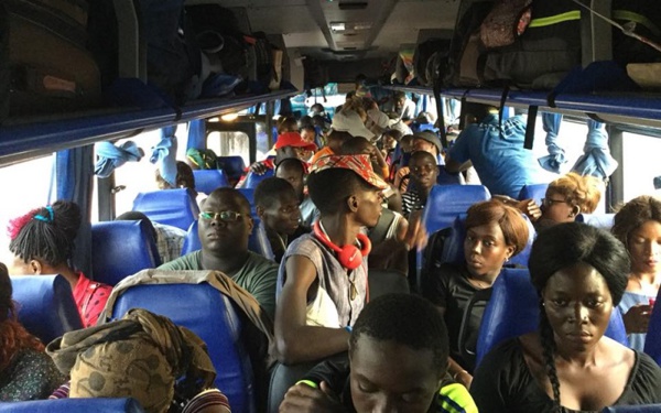 Les jeunes de Ziguinchor partis pour la semaine nationale galèrent à Dakar Les jeunes de Ziguinchor partis pour la semaine nationale galèrent à Dakar