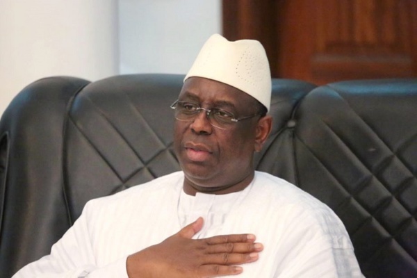 4-Avril : Macky Sall gracie 673 détenus