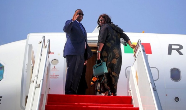 Manifestation du 19 avril: Macky Sall déserte Dakar, retour le 21 Avril Manifestation du 19 avril: Macky Sall déserte Dakar, retour le 21 Avril