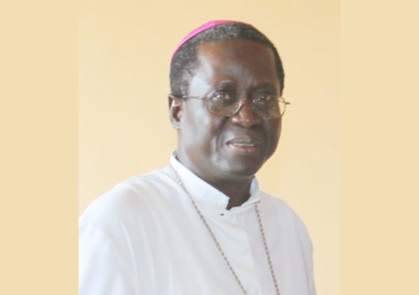Loi sur le parrainage : Honneur au courageux archevêque Monseigneur Benjamin Ndiaye Loi sur le parrainage : Honneur au courageux archevêque Monseigneur Benjamin Ndiaye